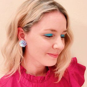 NWT vintage light blue sequin flower earrings